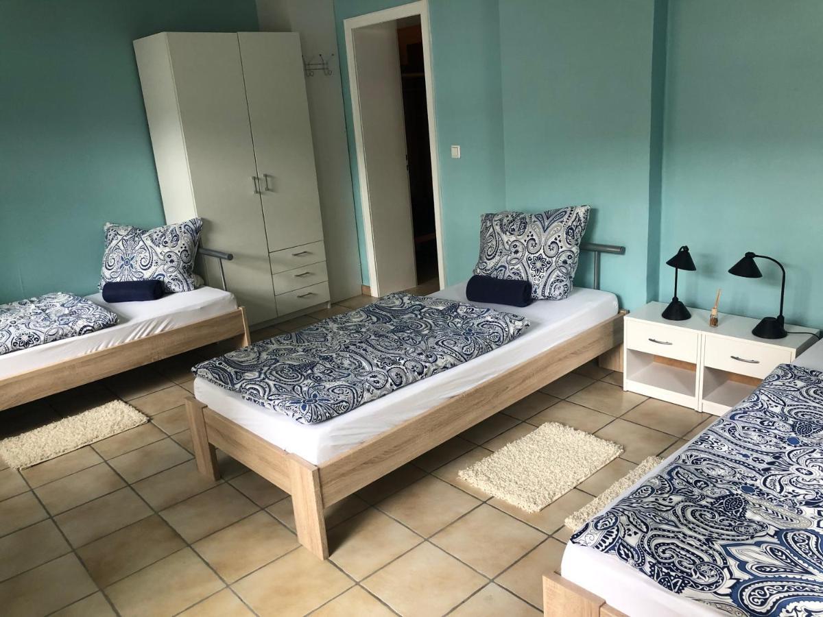 Gaestezimmer Siminciuc Hotel อาเคิน ภายนอก รูปภาพ