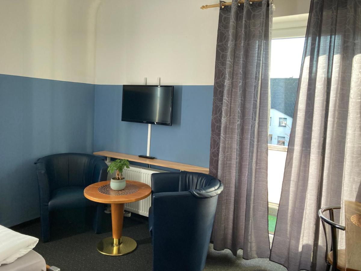 Gaestezimmer Siminciuc Hotel อาเคิน ภายนอก รูปภาพ