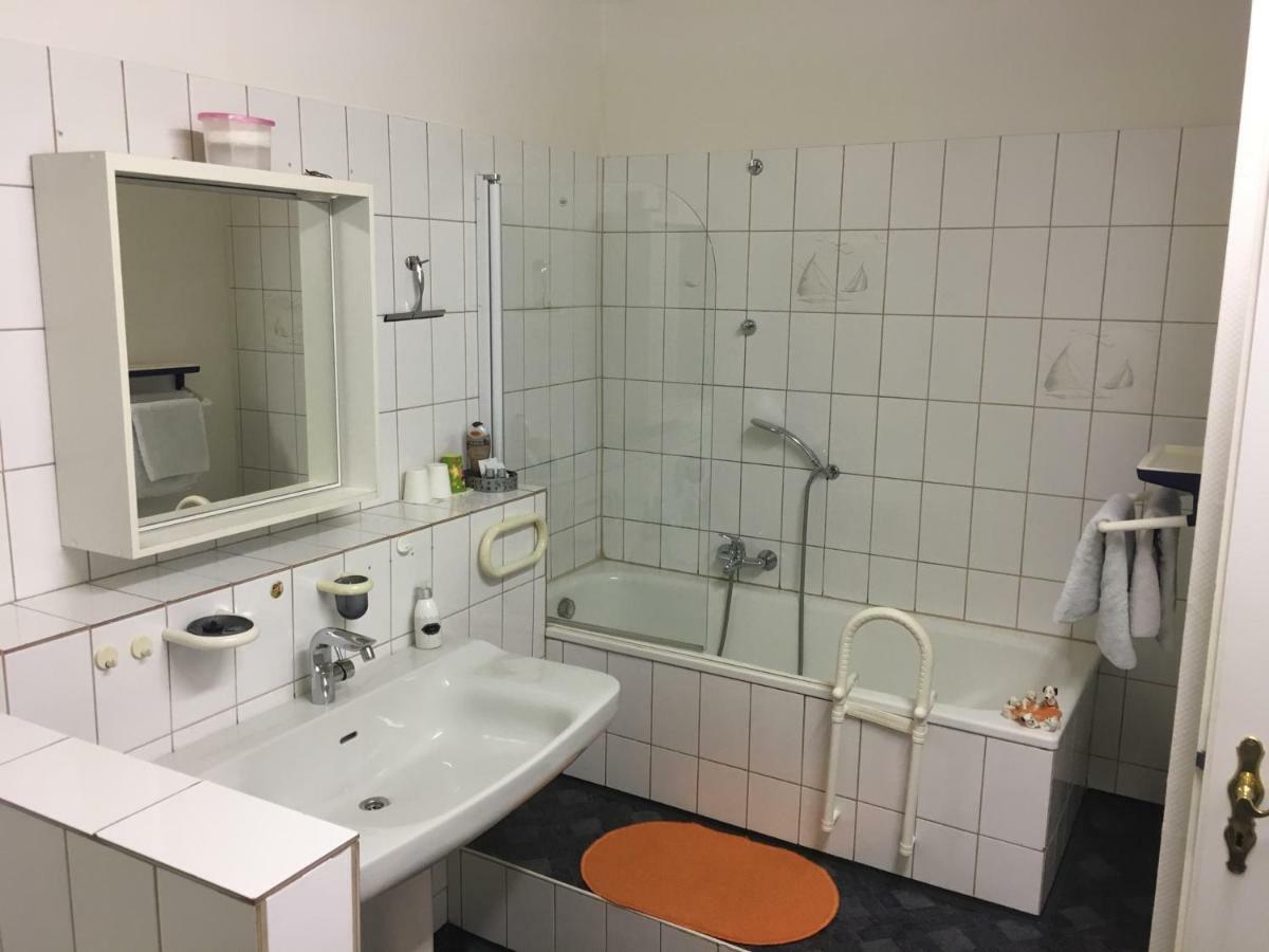 Gaestezimmer Siminciuc Hotel อาเคิน ภายนอก รูปภาพ